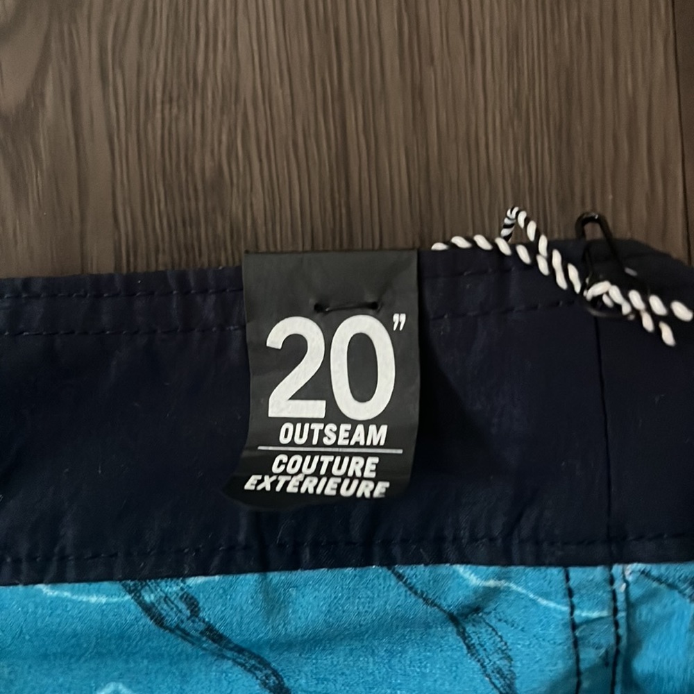 NWT reef board shorts size 32 - Picture 4 of 4